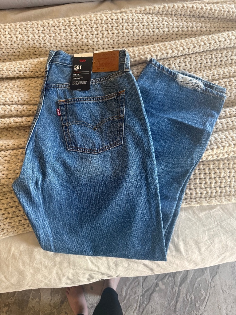 Brand New Women’s Levi 501 90s Jeans
